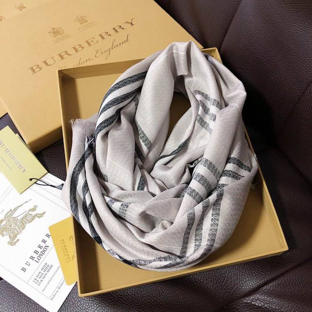 B**rry scarf